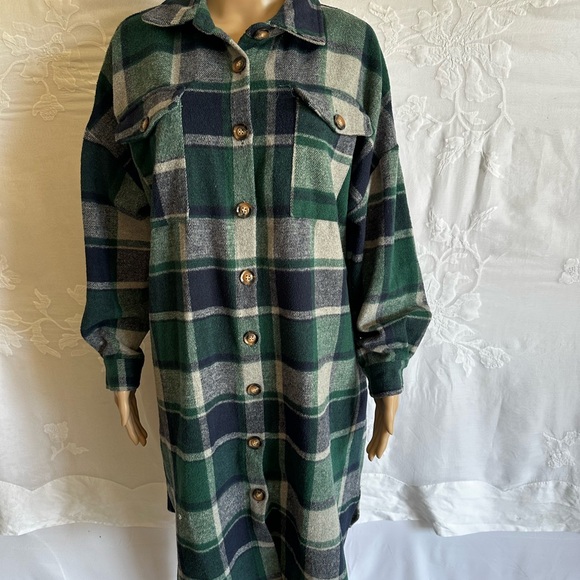 Green Plaid Button-Up Shirt Dress, Checkered Pattern,Streetwear, Relaxed Fit - Picture 7 of 10